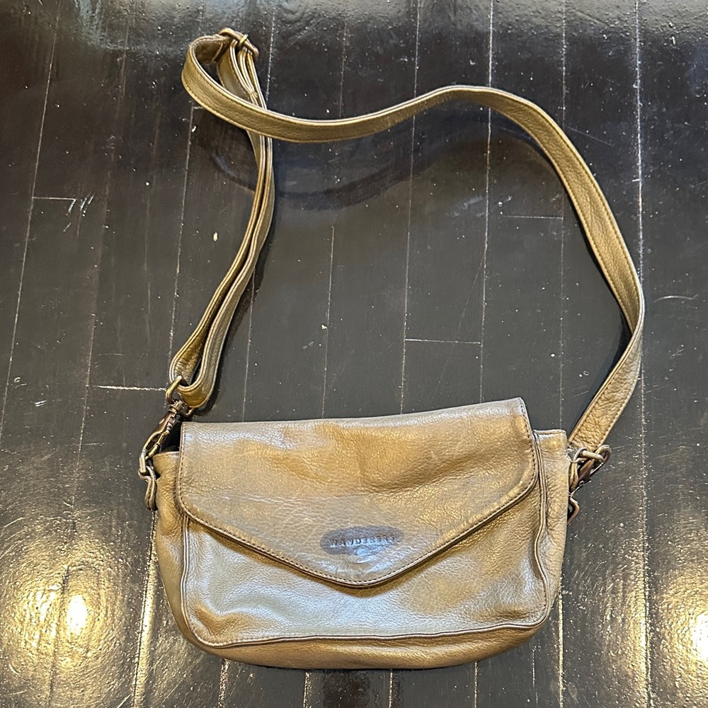 Wanderers Olive Green Leather Crossbody Bag
